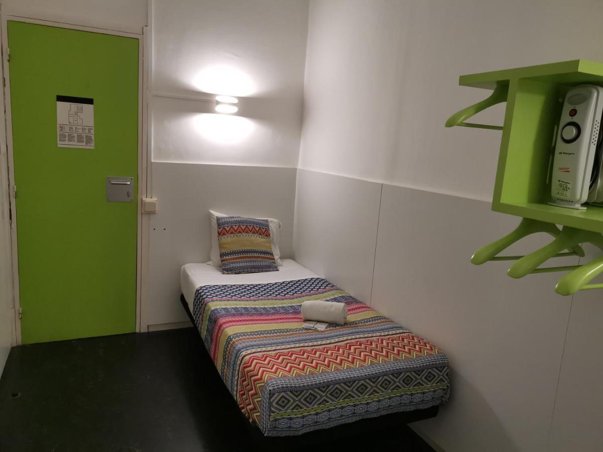 Youth Hostel - Central And Basic Universitat Barcelona Kültér fotó